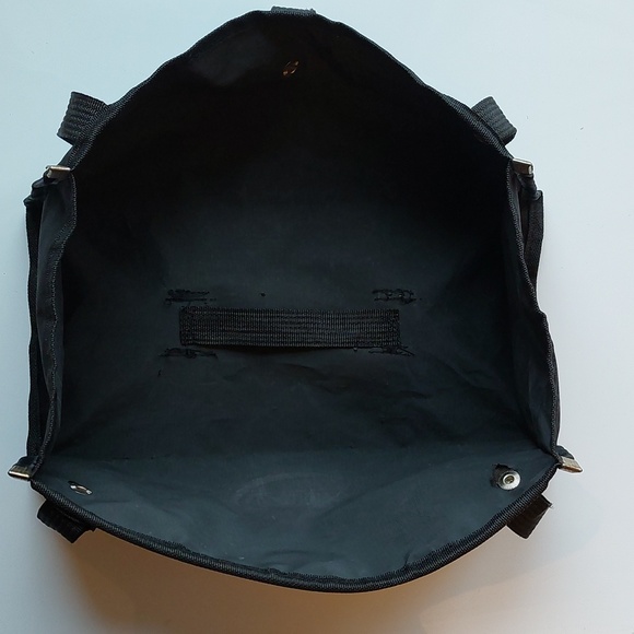 Carex rollator underneath pouch, black, 13-1/2"L x 6-3/4"W x 6" d - Picture 4 of 7